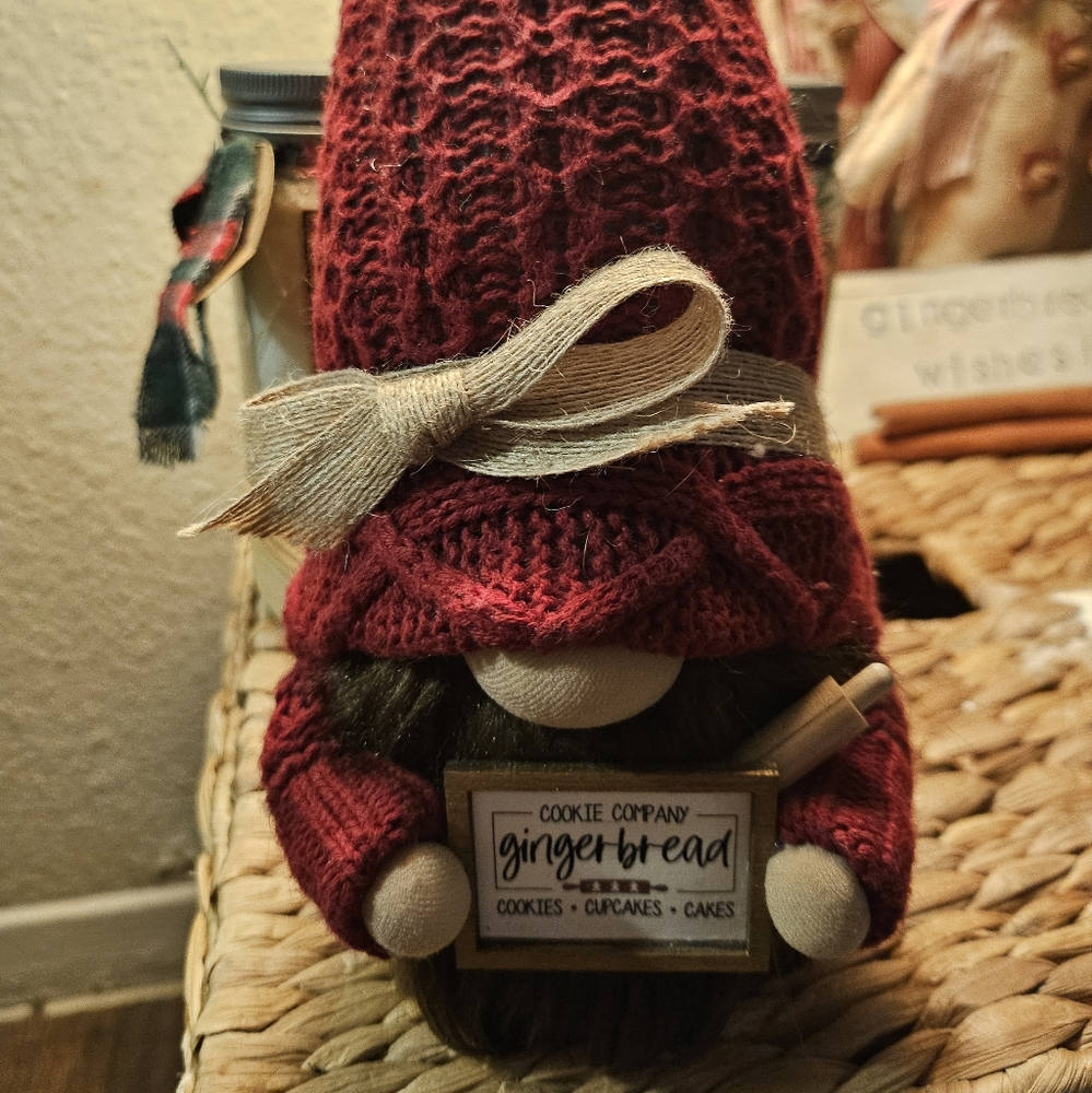 Gingerbread gnome